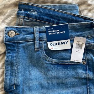 Old Navy size 12 short Mid-Rise Rockstar Super Skinny Jeans